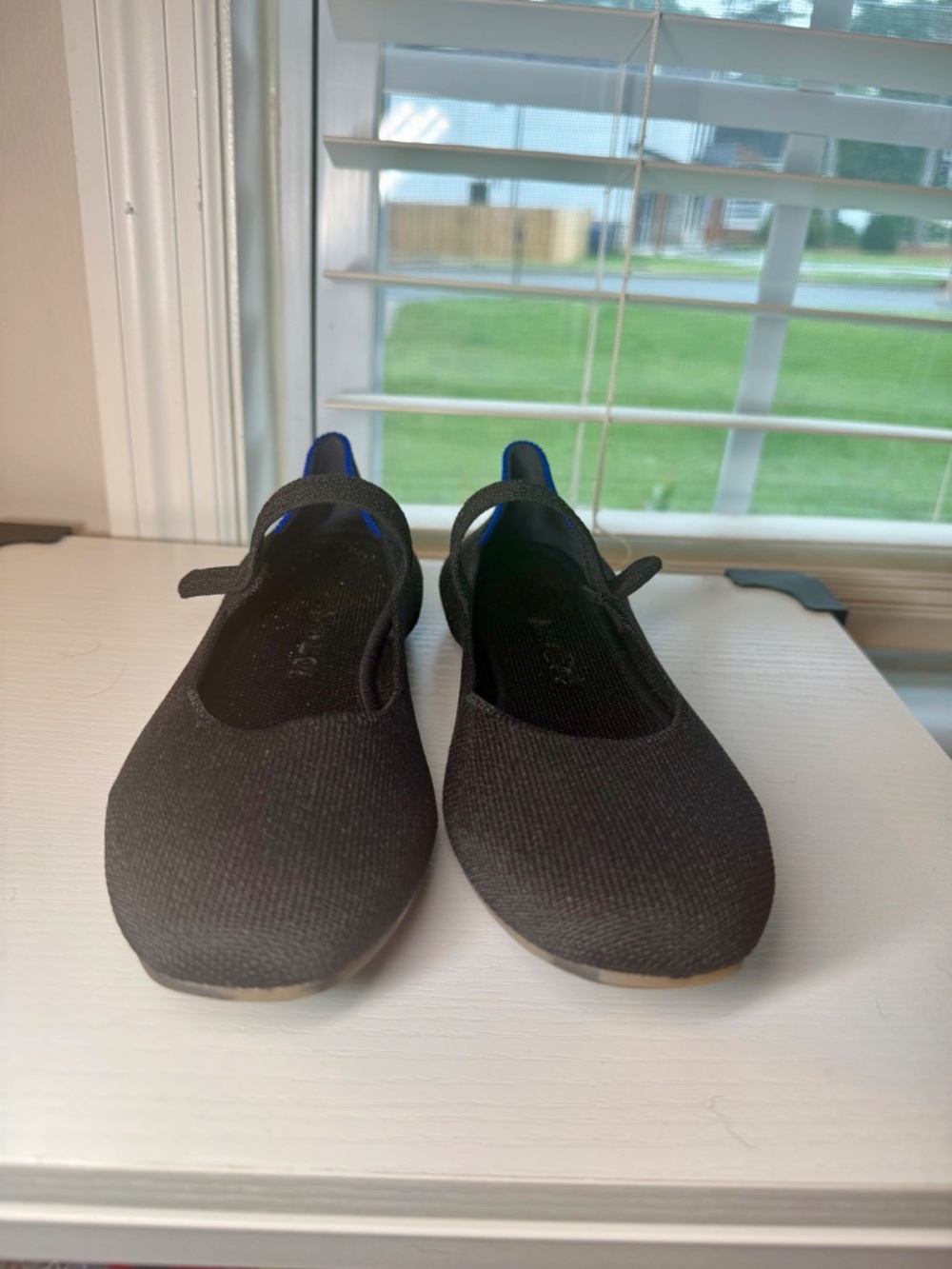 NWOT Rothy’s The Square Mary Jane Black Knit Flat Sz 7 Machine Washable - Picture 2 of 3